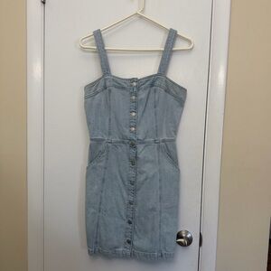Levi’s Light Wash Denim Dress